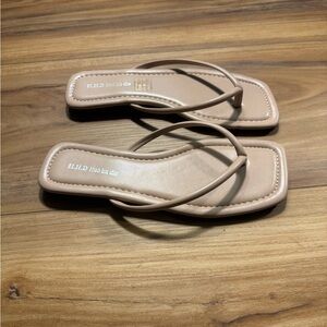 Women's Beige Sandals size European 40 or US size 9